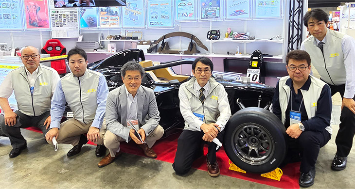 ベスト型ブルゾン着用例（展示会）