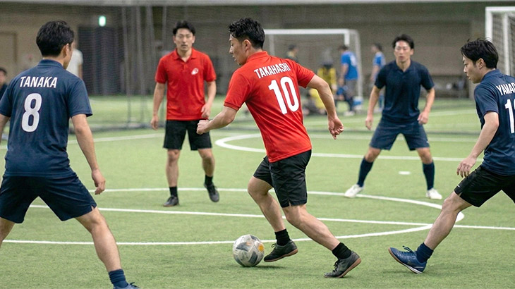 スポーツチーム・部活用ポロシャツフットサルイメージ