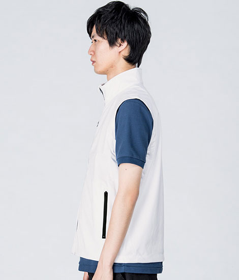 モデル身長184cm　ホワイト/Lサイズ　側面