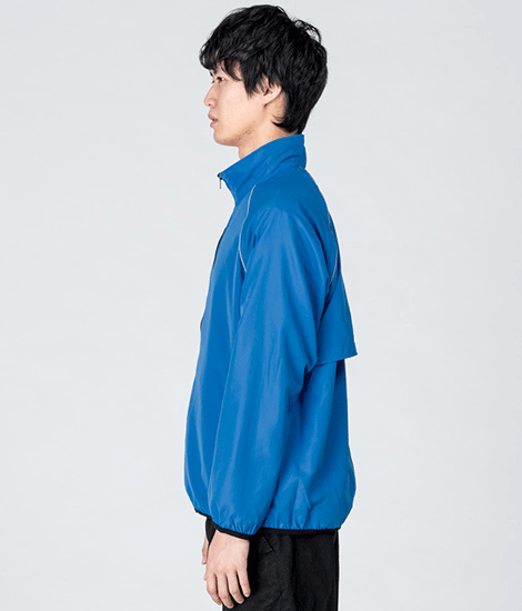 モデル身長184cm　ブルー/Lサイズ　側面