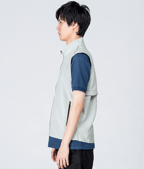 モデル身長184cm　ホワイト/Lサイズ　側面