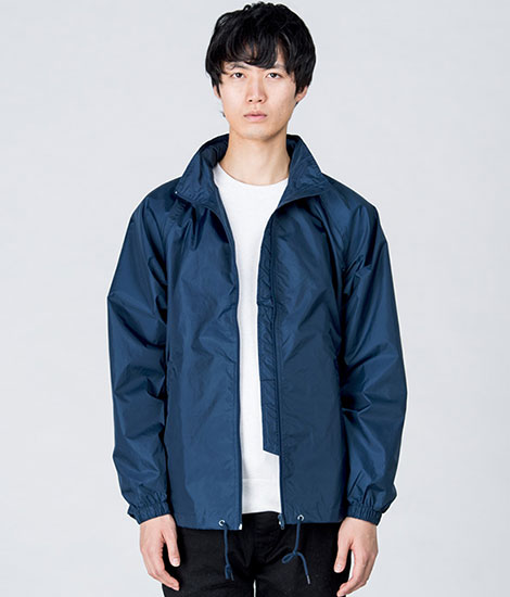 モデル身長184cm　ネイビー/Lサイズ　前開き