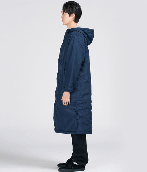 モデル身長184cm　ネイビー/Lサイズ　側面