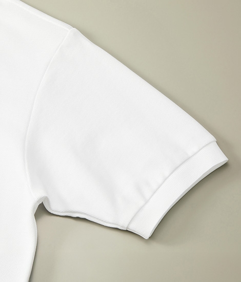 袖口はリブ仕様