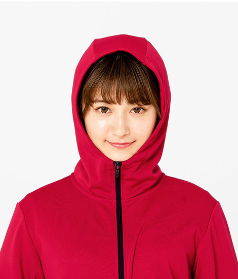 フードアップ　正面