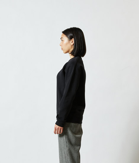 モデル身長160cm　ブラック/Sサイズ　正面
