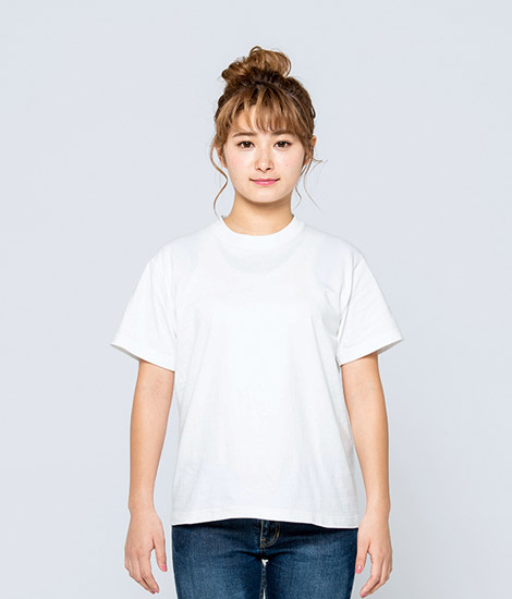 モデル身長161cm　ホワイト/Sサイズ　正面