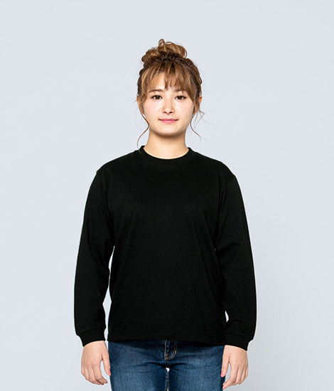 モデル身長161cm　ブラック/Sサイズ　正面