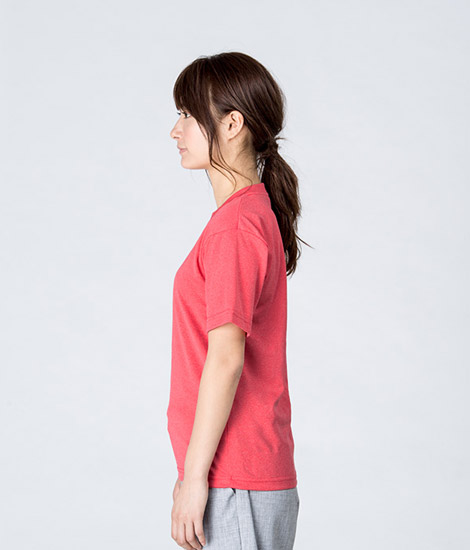 モデル身長184cm　ミックスレッド/SSサイズ　側面