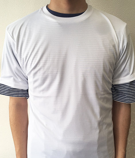 白Tシャツ透け感