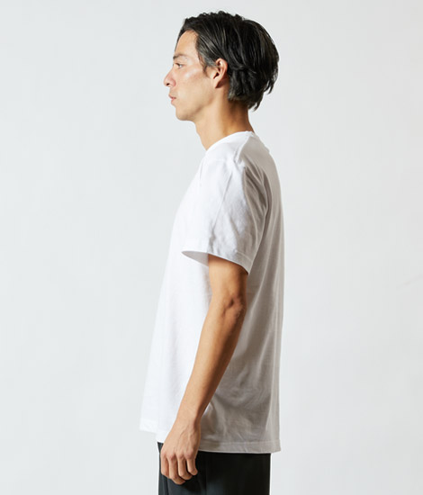 モデル身長182cm　ホワイト/Lサイズ　側面