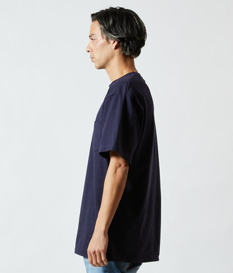 モデル身長182cm　ネイビー/XLサイズ　側面