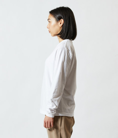 モデル身長160cm　ホワイト/Sサイズ　側面