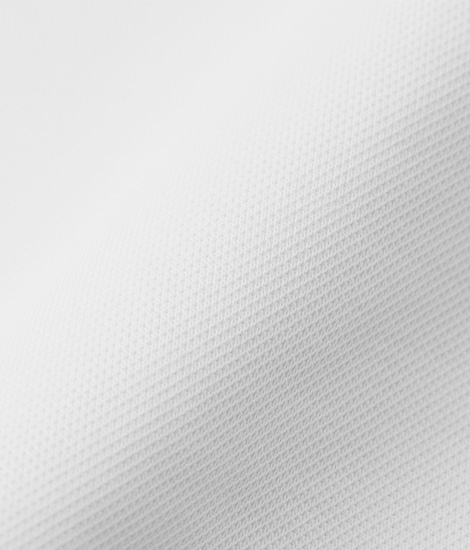 裏地はメッシュのダブルフェイス編みのため、汗をかいても快適な肌離れを実現