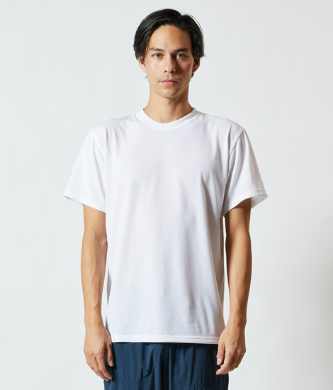 モデル身長182cm　ホワイト/Lサイズ　正面