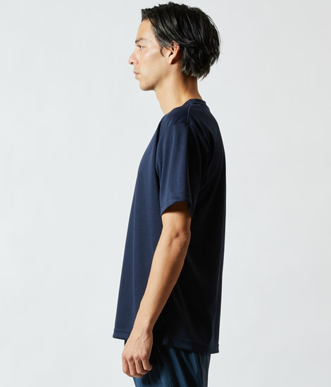 モデル身長182cm　ネイビー/Lサイズ　側面
