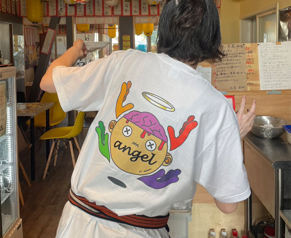 実績65：飲食店様｜従業員用オリジナルTシャツ